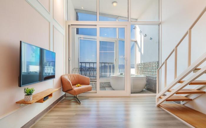 Yeosu Yegreena Spa Pension