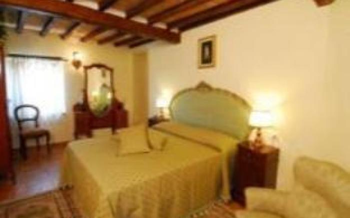 Torre Sangiovanni Albergo e Ristorante da Rosary