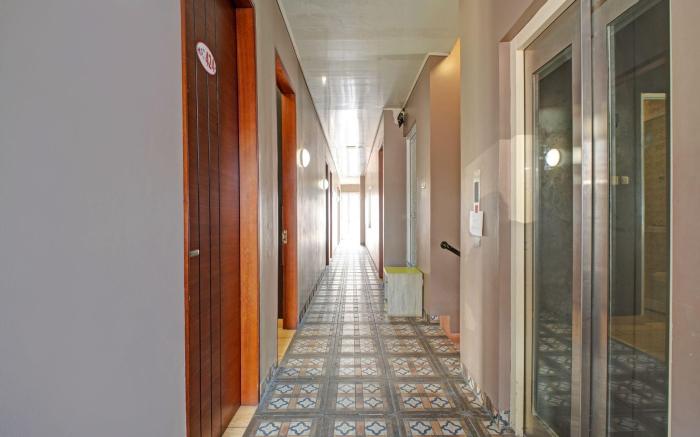 Hotel O Gambir Near Juanda Station Formerly Bunga Dahlia