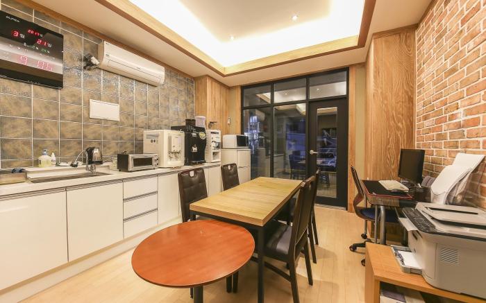 Hotel TopsVille (Korea Quality)