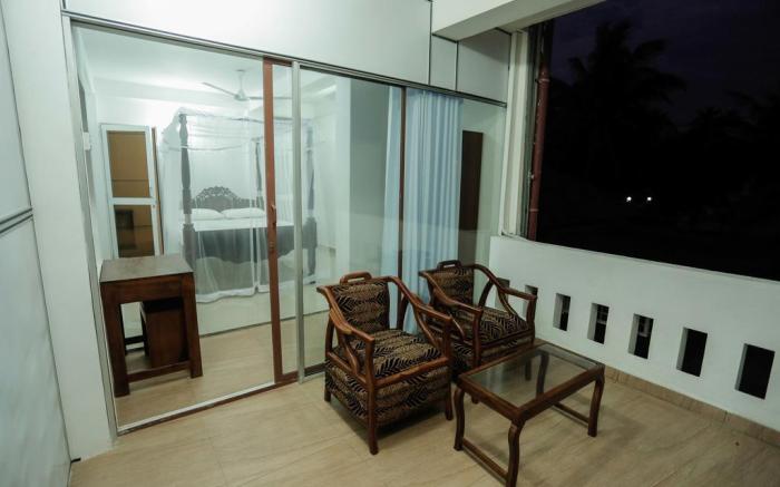 Tharanga Surfing Villa
