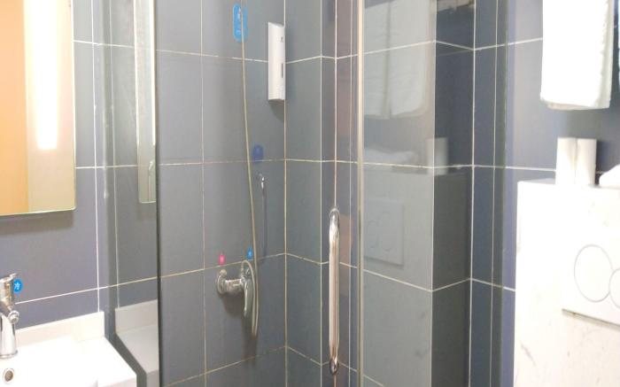 Hanting Hotel Jingzhou Jianli Jiangcheng Road
