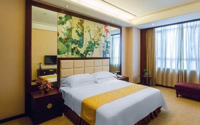 Vienna Hotel Shanwei Lufeng Renmin Road Branch