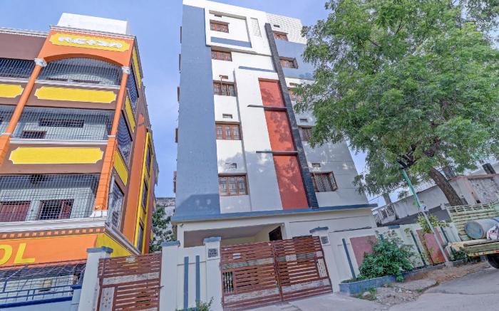Hotel O Abhi's R Square