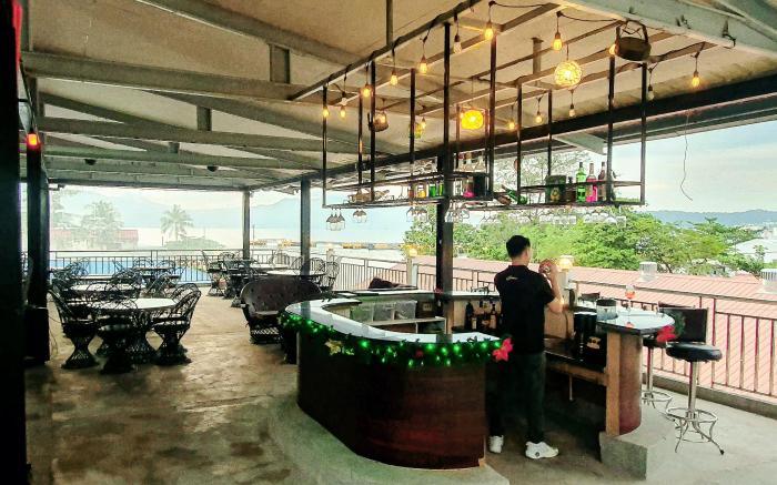 Casablanca Hotel Condominium Resort Bar & Restaurant
