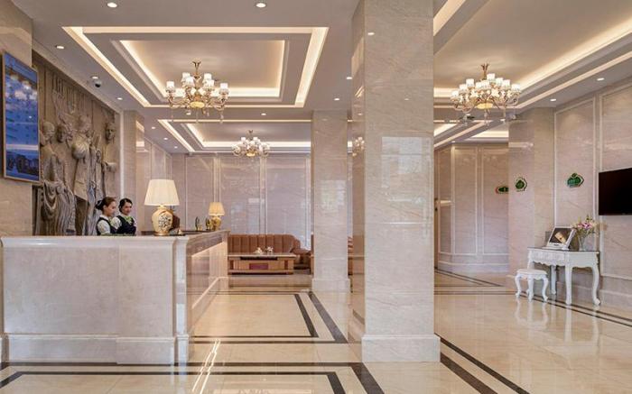 Vienna Hotel Guangxi Guigang Pingnan Central Plaza