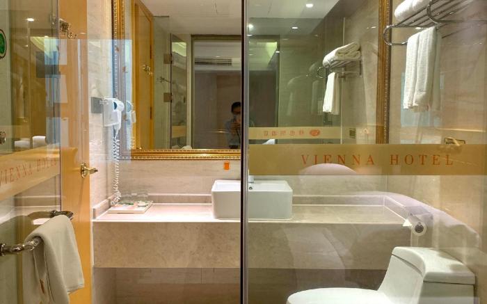 Vienna Hotel Guangxi Hezhou Guposhan Suifeng