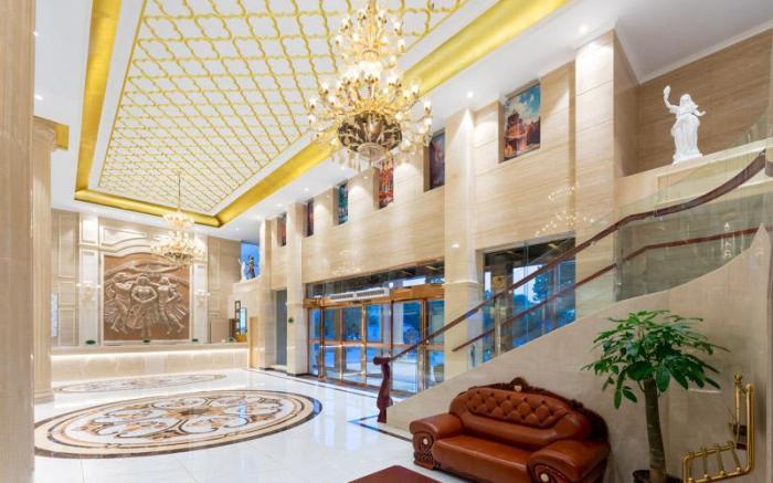 Vienna Hotel Hunan Yueyang Lingji Xingang Bonded area