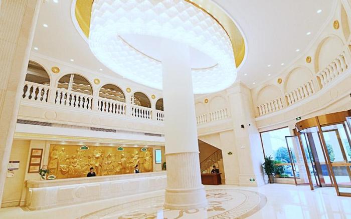 Vienna Hotel Hunan Yongzhou Lengshuitan District Government Square