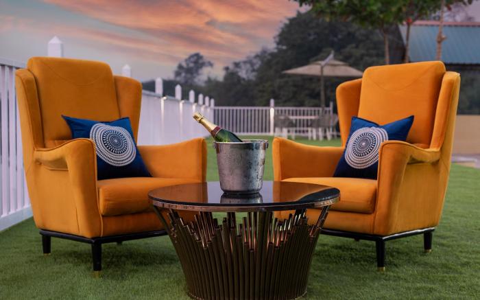 Paramount Riverfront Resort and Spa