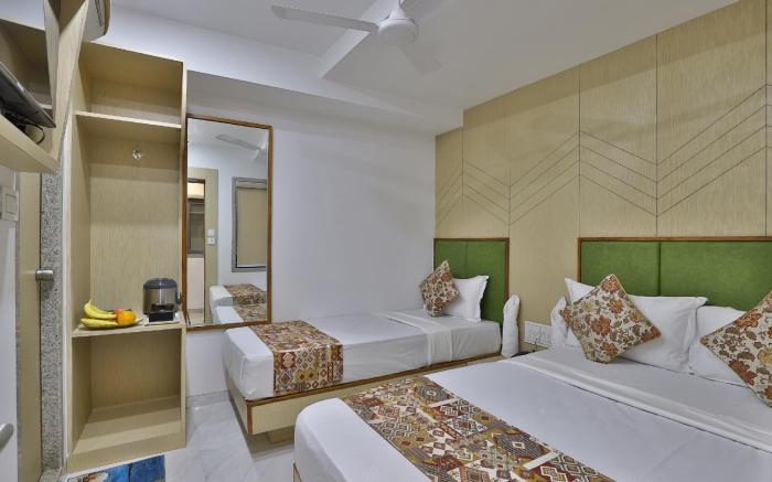 HOTEL LEGEND