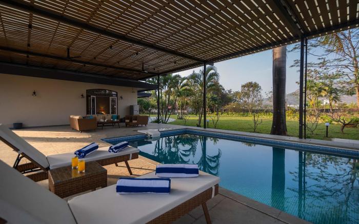 StayVista at Villa Lumiere