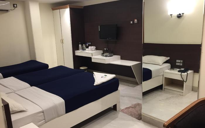 Shivkrupa Hotel