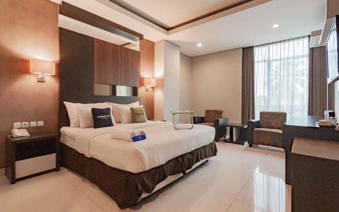 Urbanview Hotel Newton Riau Bandung by RedDoorz