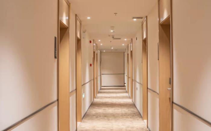 City Comfort Inn Yueyang Pingjiang Nanjiang Fulon Pedestrian Street
