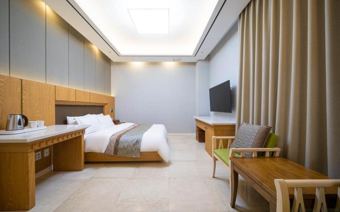 Naju Hotel Core