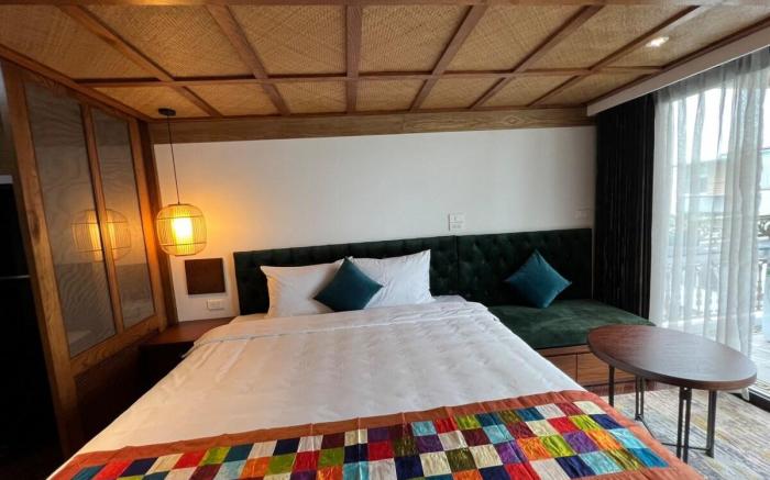 Apartment 6• Big Balcony•Old Quarter•Best Location