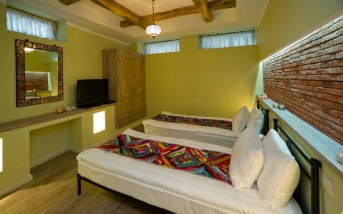 No12 Boutique Hotel