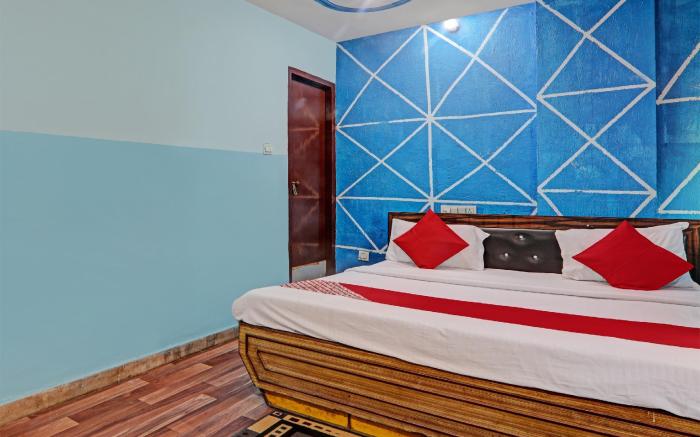 OYO 813807 Hotel WHITE SWAN