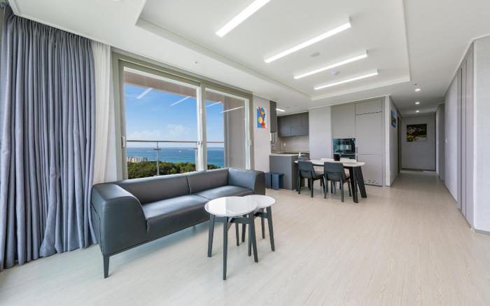 SC Beautiful Sacheon Port Front Hotel Room Season05