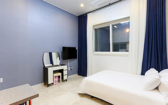 Gangneung Buchaegil Motel and Pension