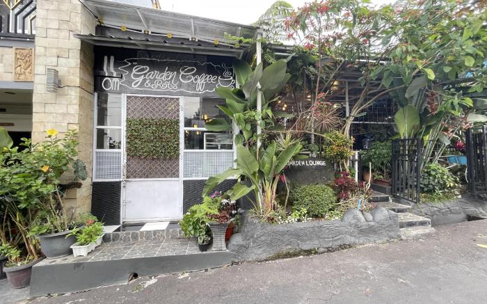 Garden Lounge Villa
