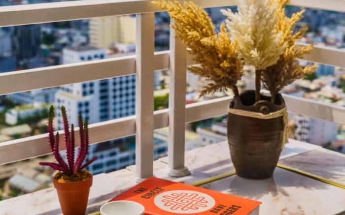 Dragon Bridge View_2minutes walking to MyKhe beach