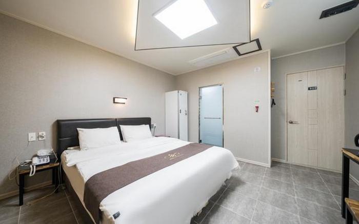 Gwangju Chungjangro Gold Brown Hotel