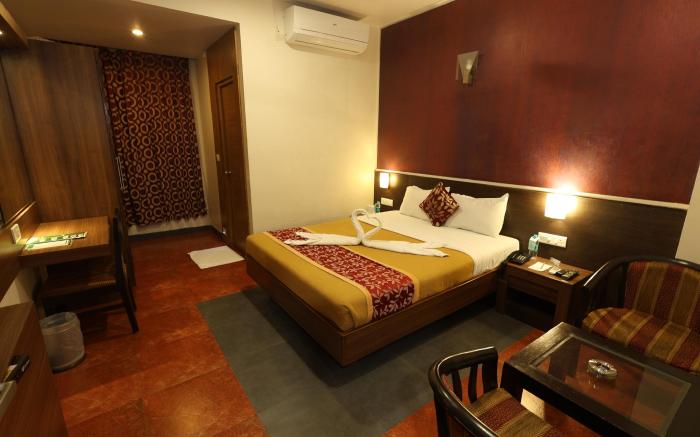 Hotel Abirami Residency