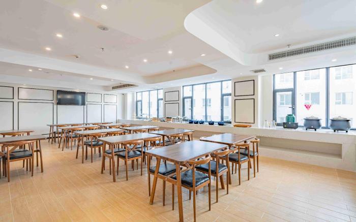 Starway Hotel Urumqi Xihong Road Hualing