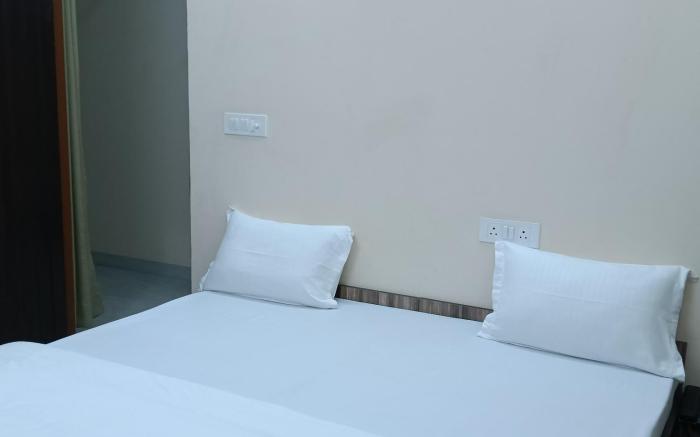 Nidhi Homestay