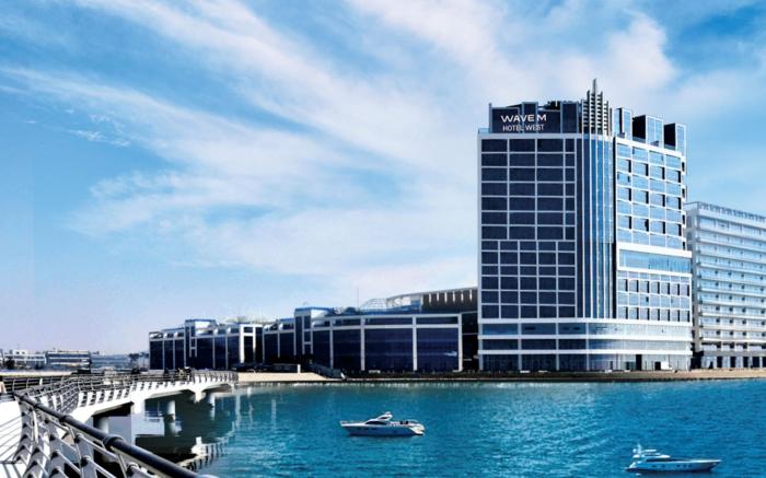 Wave M Hotel West