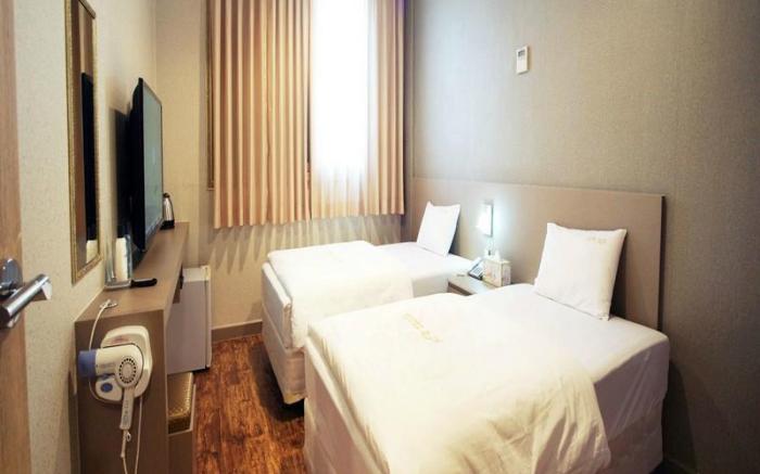 Hotel Raum Jeju