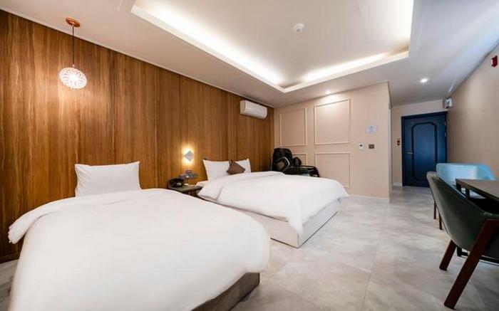 Hwaseong Wolmun Hotel The May