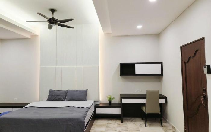 Ampang pool villa/10minipoh town/4br20p/pool table