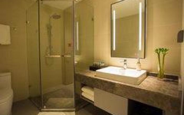 Home Inn Neo Shanghai Fengxian Jinhui Town Commercial Plaza