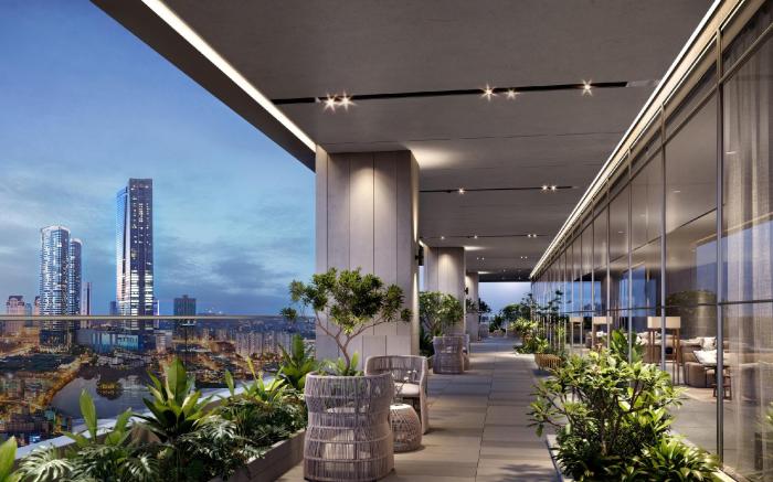 Lancaster Luminaire Residence