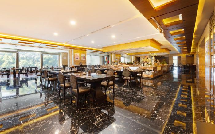 China Grain Hotel 上海中谷小南国花园酒店