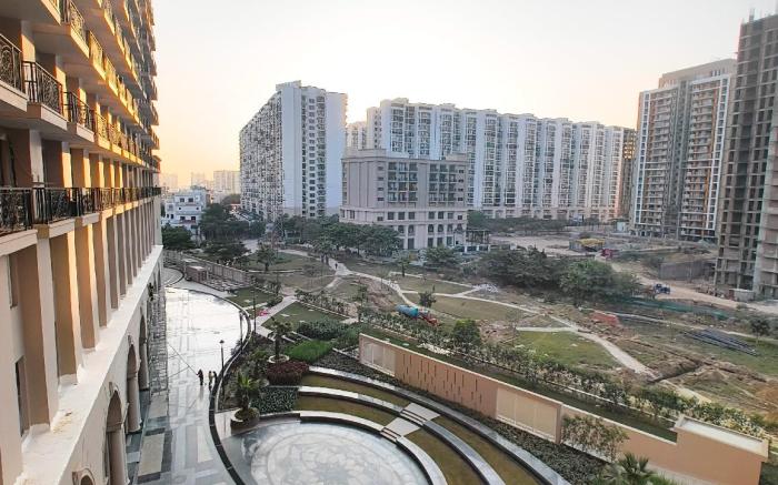 Arth Studios, Omaxe Hazratganj Gomti Nagar Ext