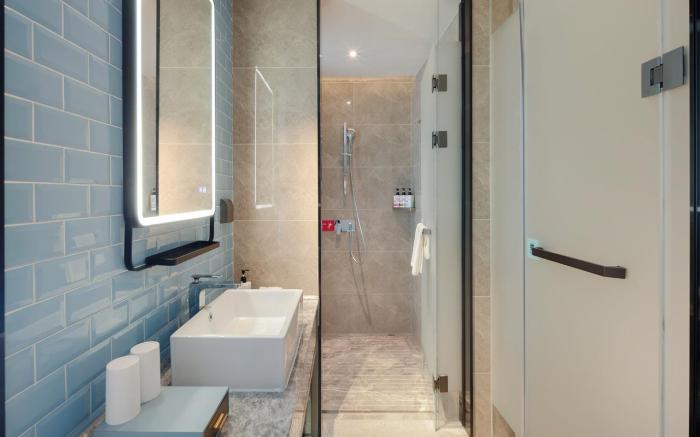 Echarm Hotel Laibin North Station Zhenghe Pedestrian Street Zhonghui Financial Building