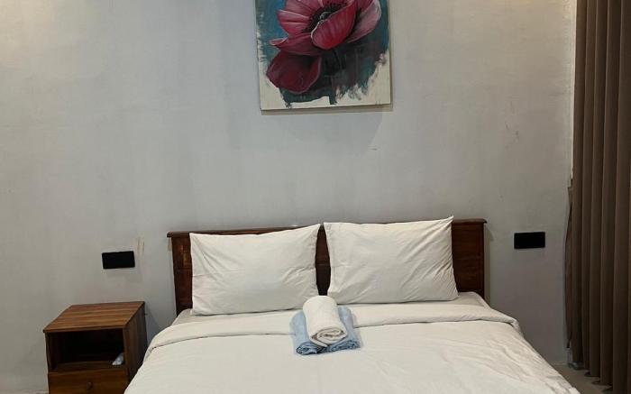 NeNa Eat and Sleep Kuta