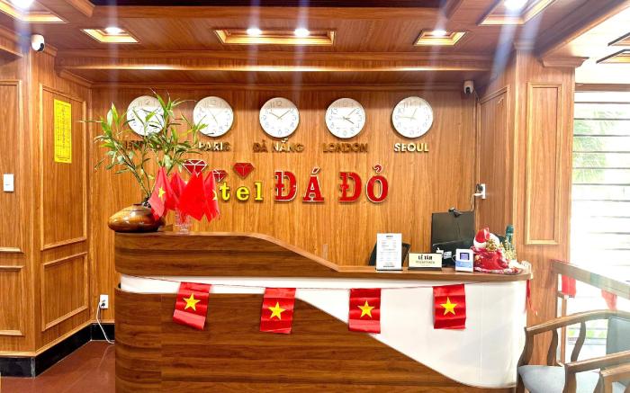Hotel Đá Đỏ