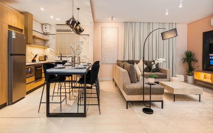 Apartment refined and luxurious in Almughrizat
