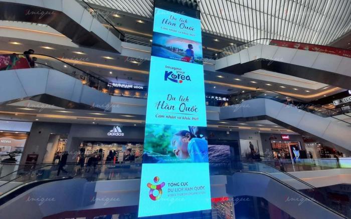 Vincom Center Metropolis