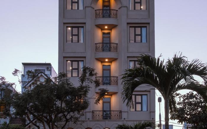 River Light Condotel