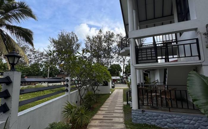 Mahaon Surf Hotel