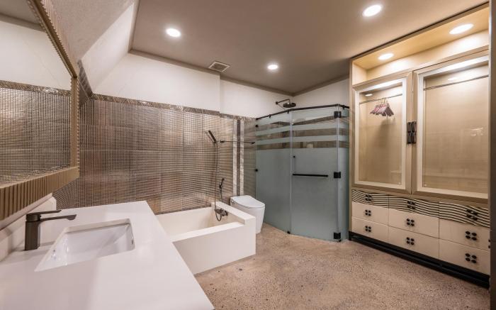 Elegant 4BR penthouse with pool-Thao Dien-Raymond