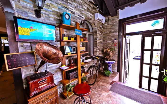 Nostalgia Hotel - Beijing Confucius Temple and Imperial College Museum & Gui Street