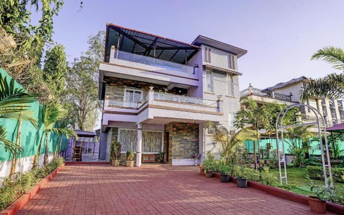 Alaya Stays Nest 4BHK Pvt Pool with Gazebo