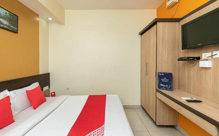 Collection O 11612 Golden Inn